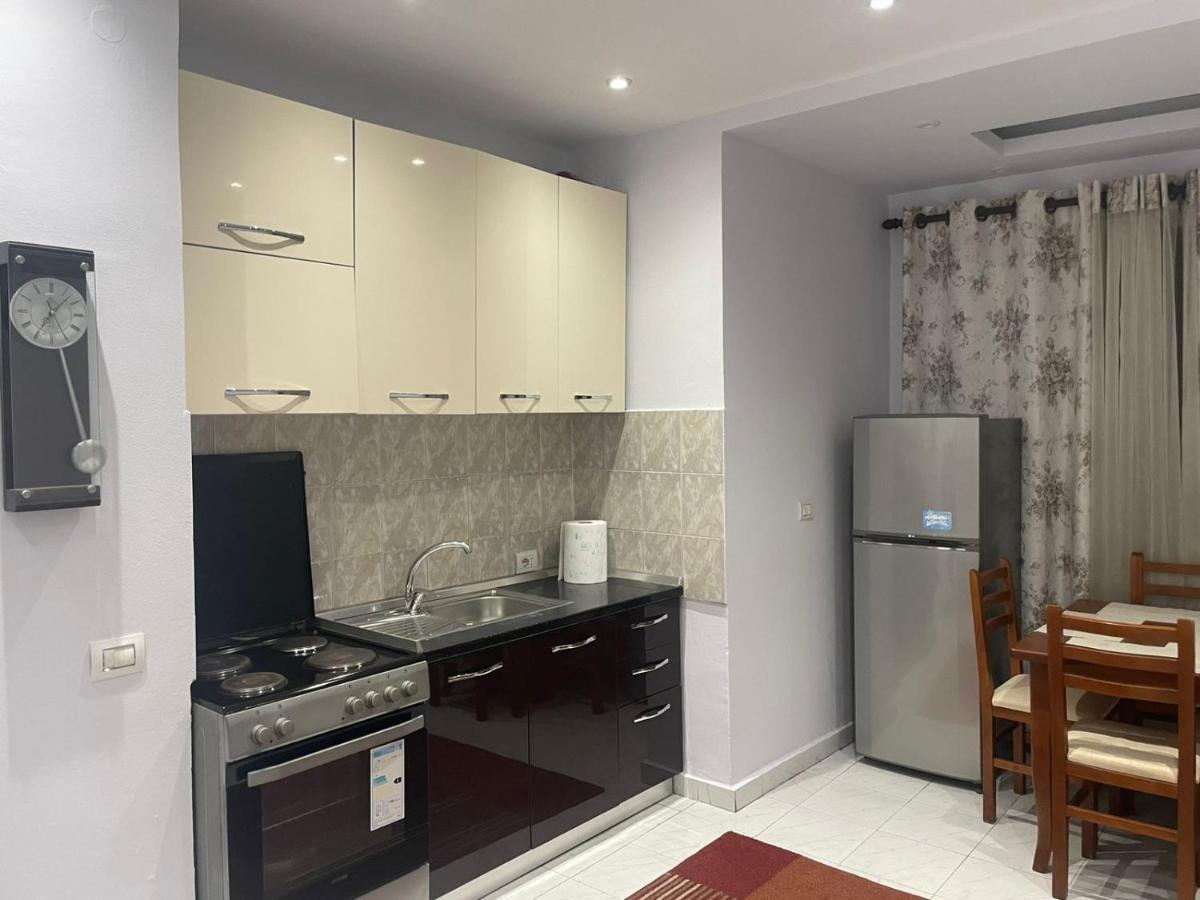 E&B Cosy Apartment Tirana Extérieur photo