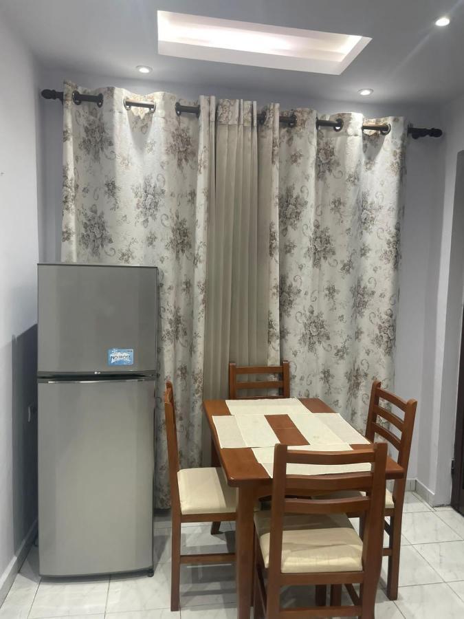 E&B Cosy Apartment Tirana Extérieur photo