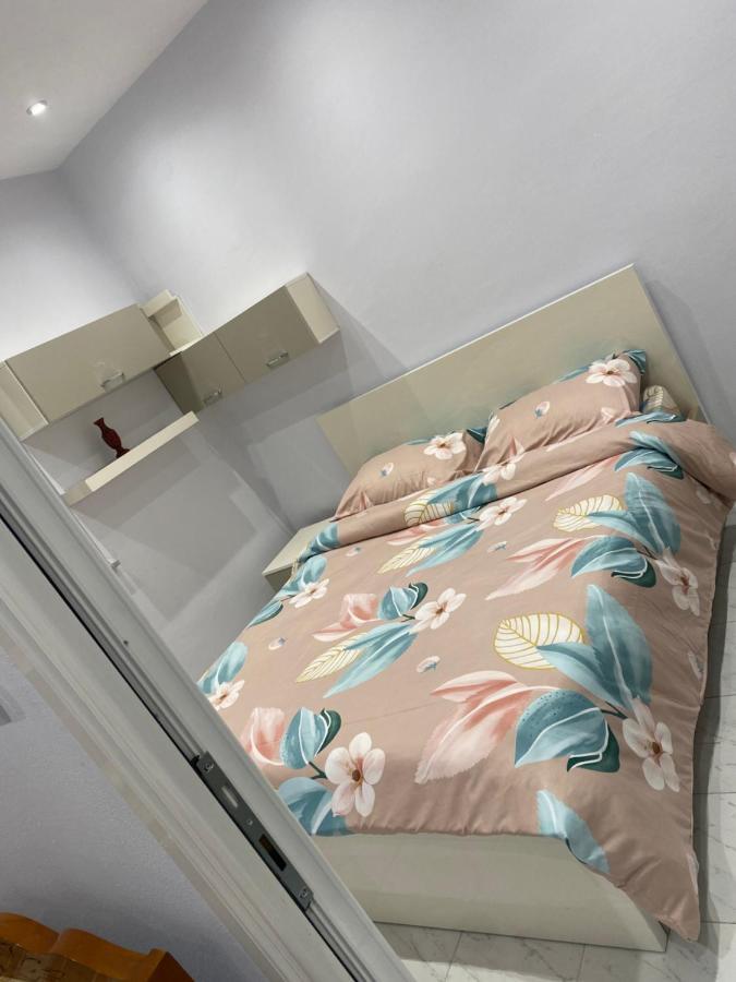 E&B Cosy Apartment Tirana Extérieur photo