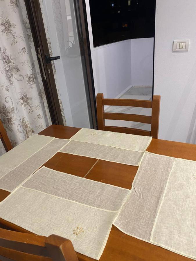 E&B Cosy Apartment Tirana Extérieur photo