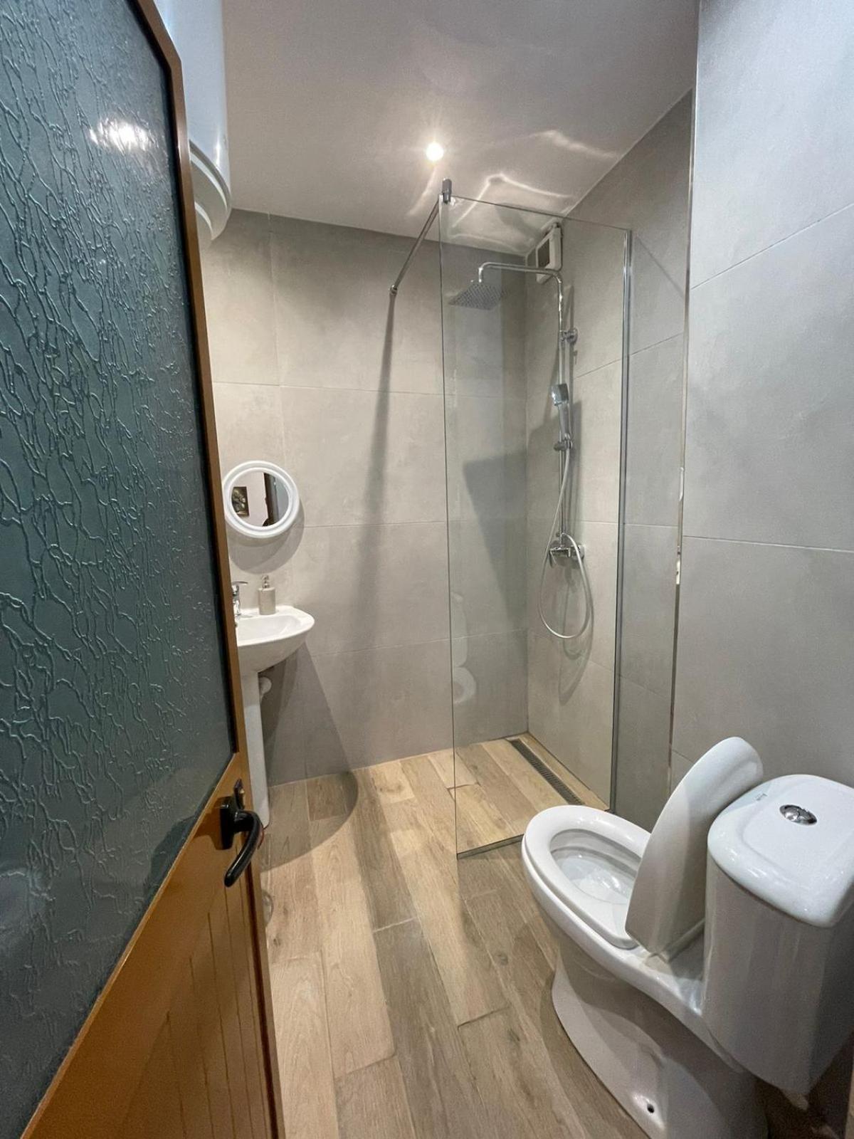 E&B Cosy Apartment Tirana Extérieur photo